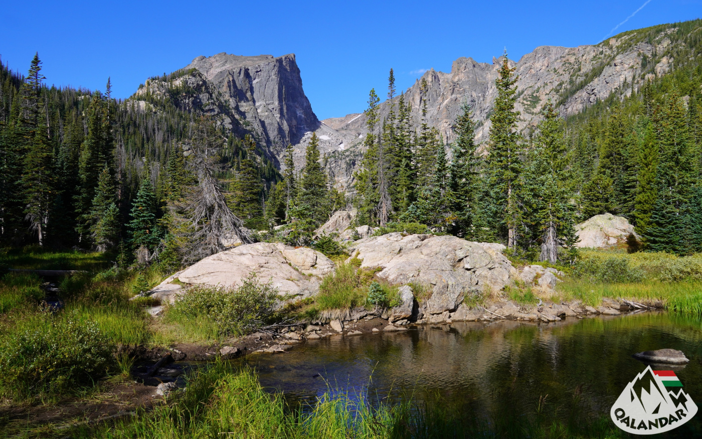 10. nap — Kirándulás havas hegycsúcsok, kristálytiszta tavak között