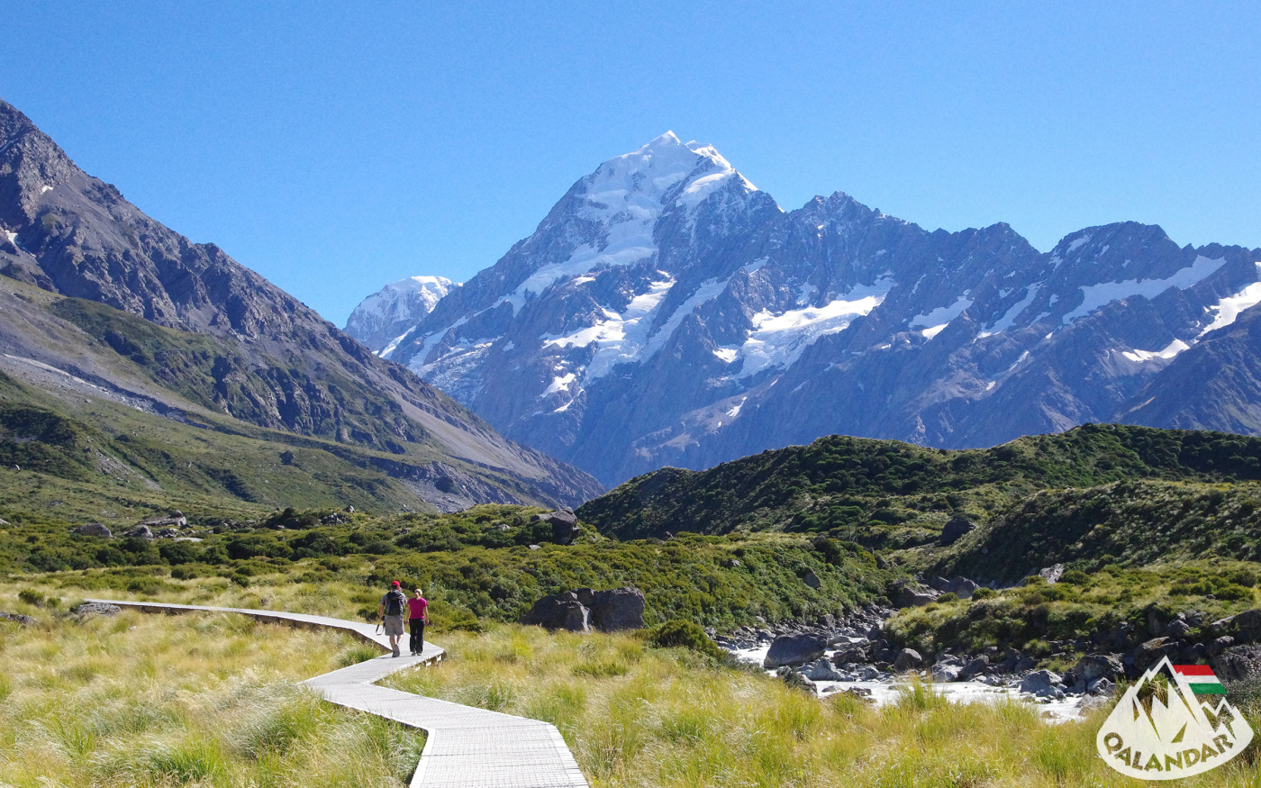 5. nap — „Hegyeket akarok látni megint! Hegyeket, Gandalf!”